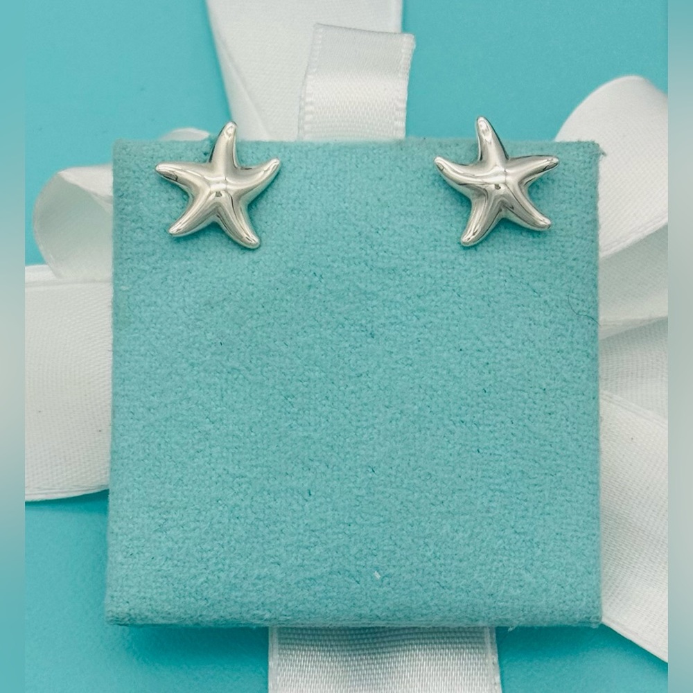 Tiffany and Co. Peretti Starfish earrings and pouch - Picture 1 of 7